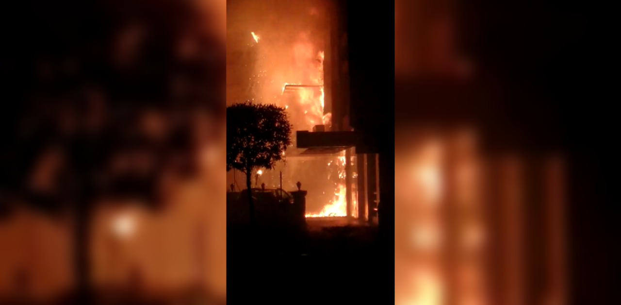 आंध्रप्रदेश- कोरोना अस्पताल में तब्दील होटल में भीषण आग, 7 की मौत, कई जख्मी