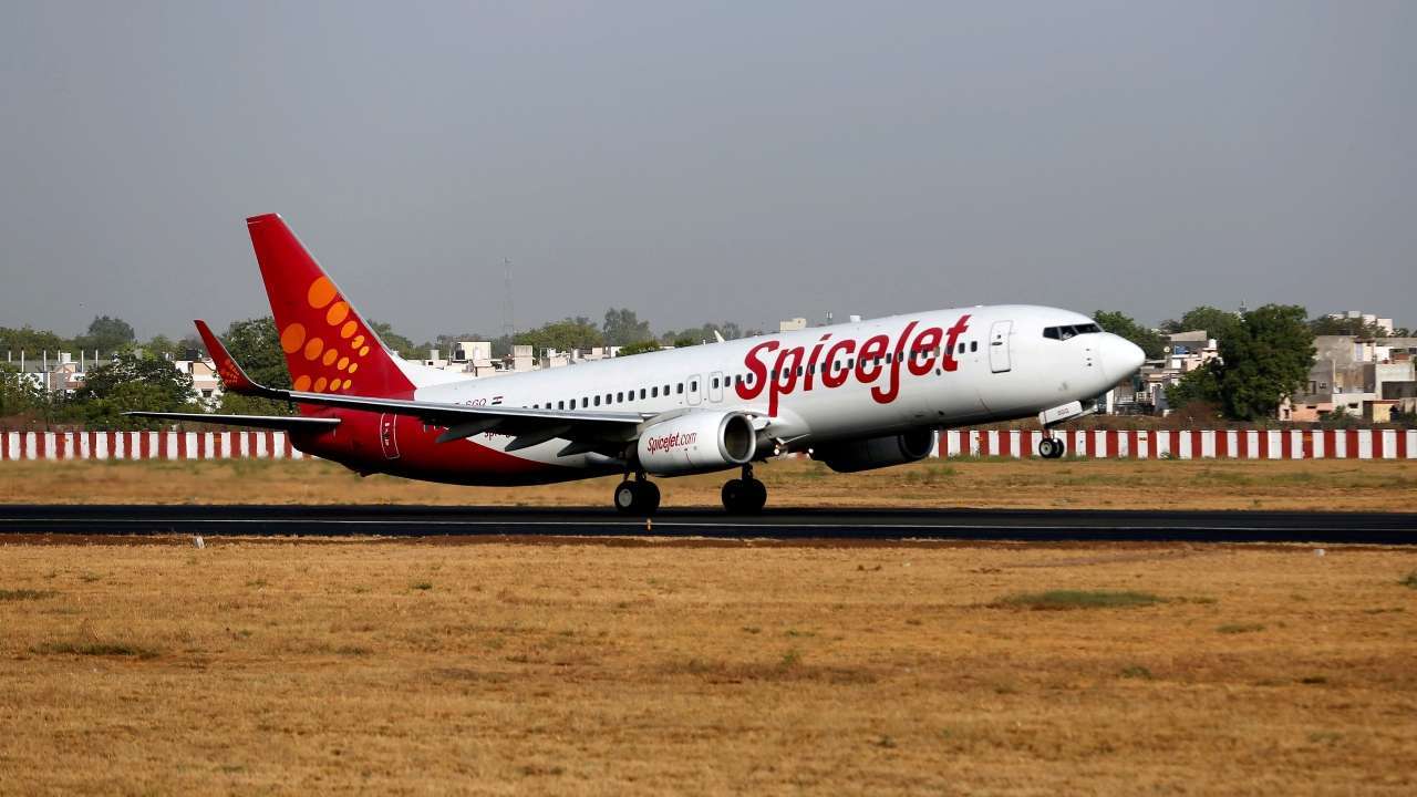 बिहार: दरभंगा से शुरू हुई हवाई सेवा, दिल्ली के लिए पहली फ्लाइट हुई रवाना